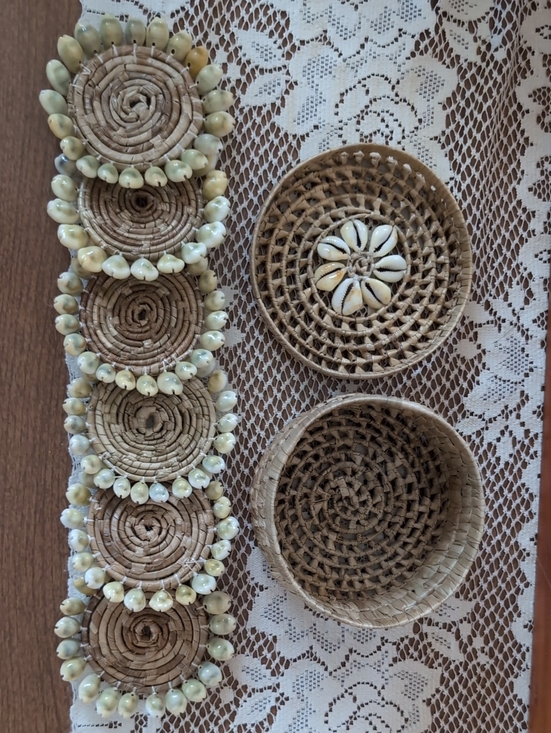 Source Unknown Other - Handcrafted Coastal Seagrass Basket & Cowrie Shell Coaster Set Boho Beachy Decor